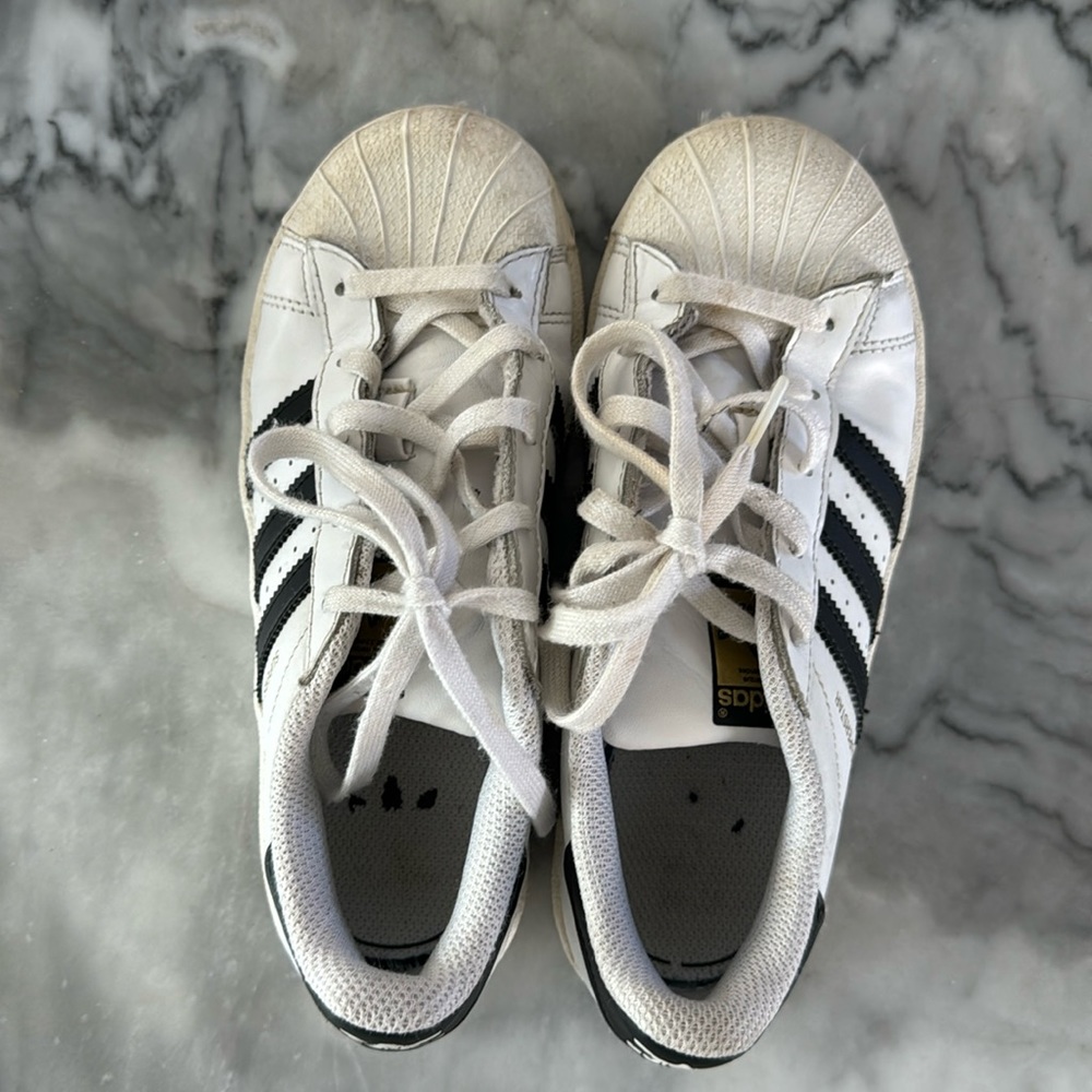 Adidas Superstar